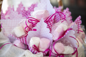 bouquet bonbon rose et blanc guimauve